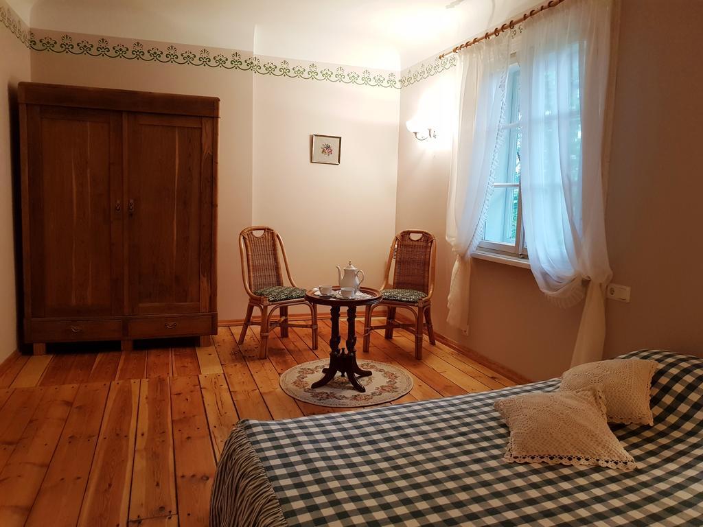 Hotel Ungurmuiza à Auciems Extérieur photo