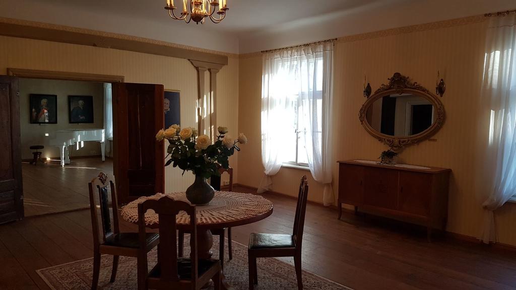 Hotel Ungurmuiza à Auciems Extérieur photo